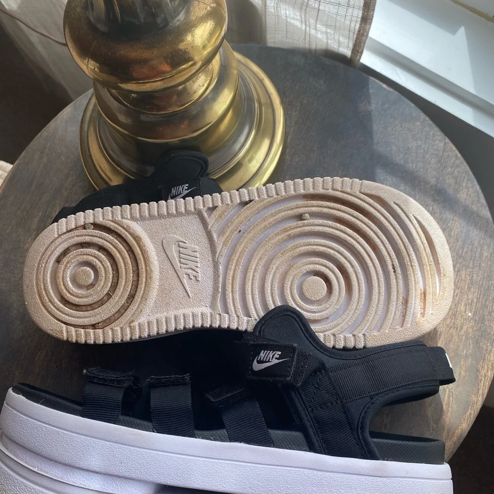Women’s Nike high top sandals - Picture 5 of 6